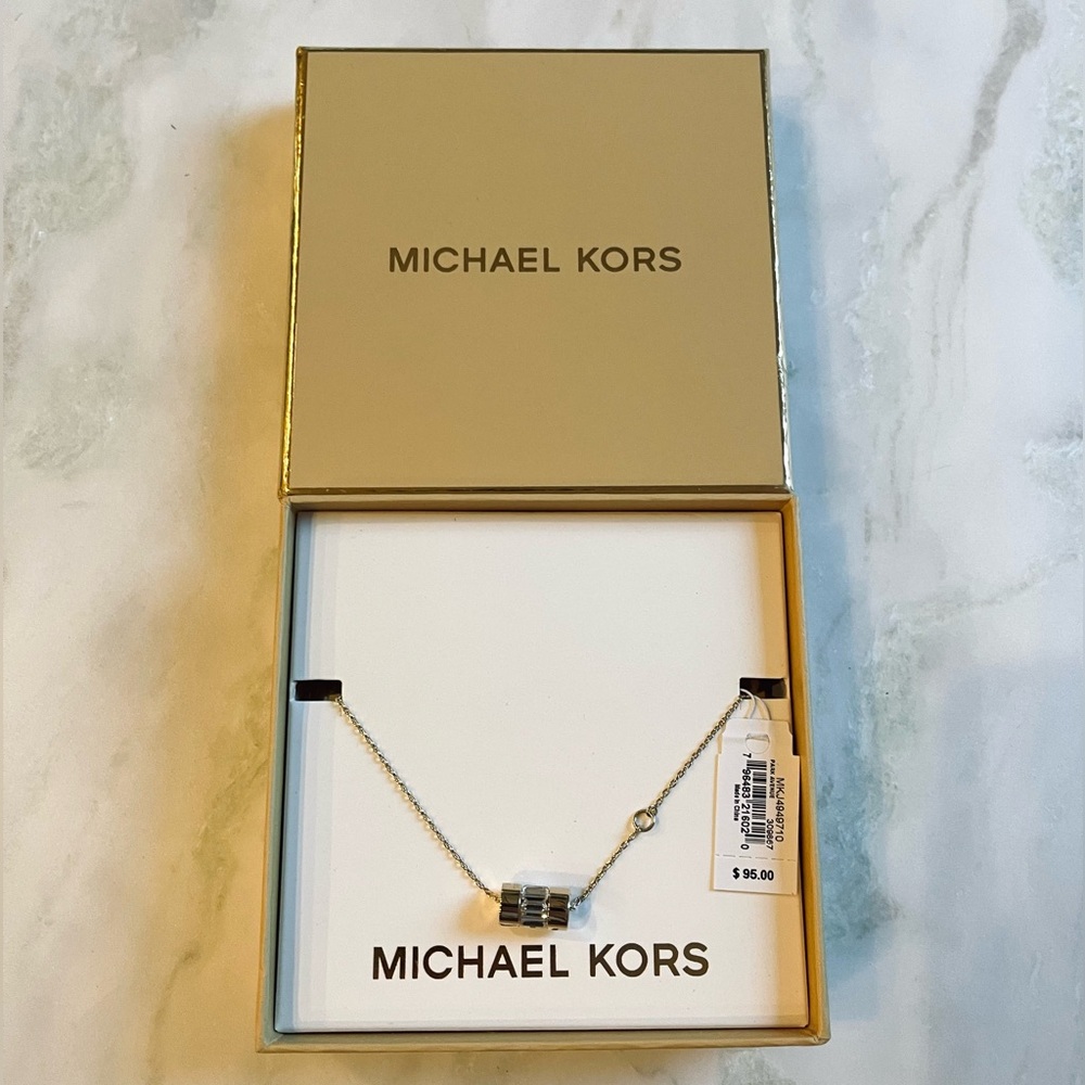 Michael Kors Baguette Barrel Pendant Necklace 16”